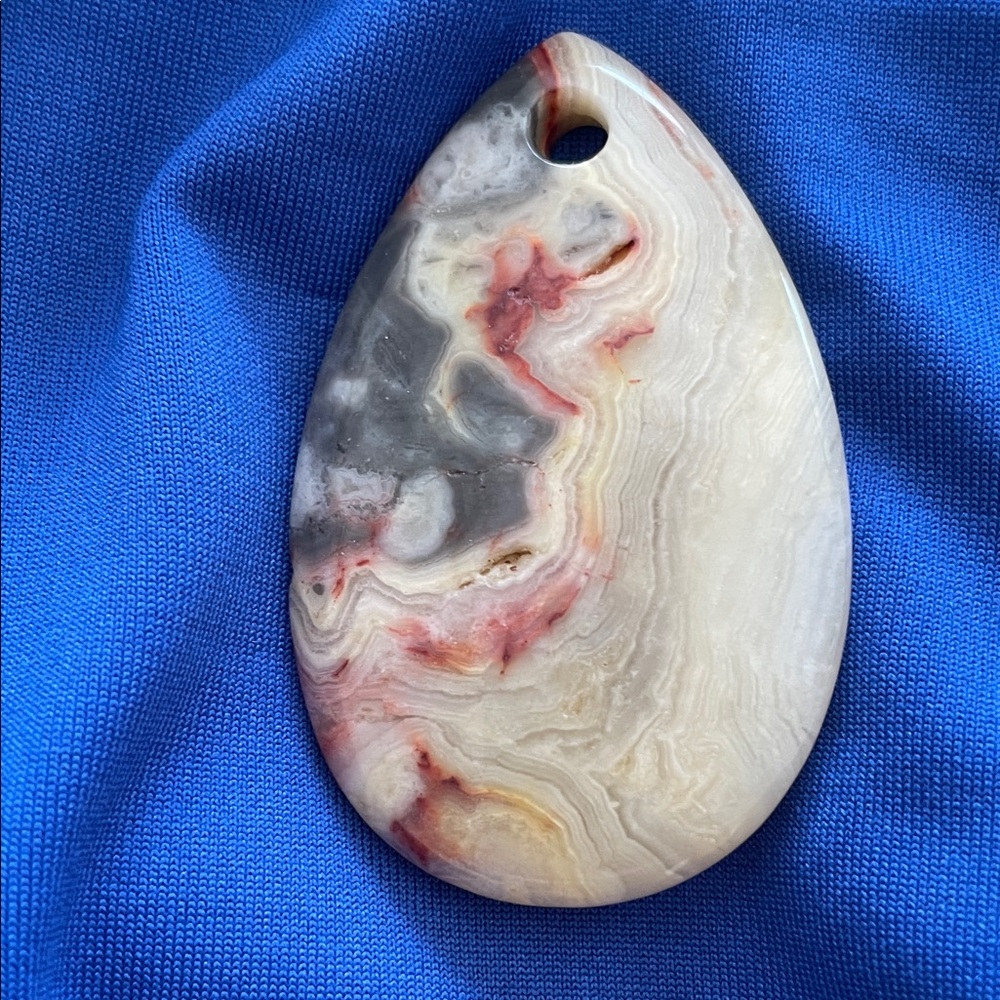 RARE.  Teardrop Polished Agate Crazy Lace Pendant   Mexique